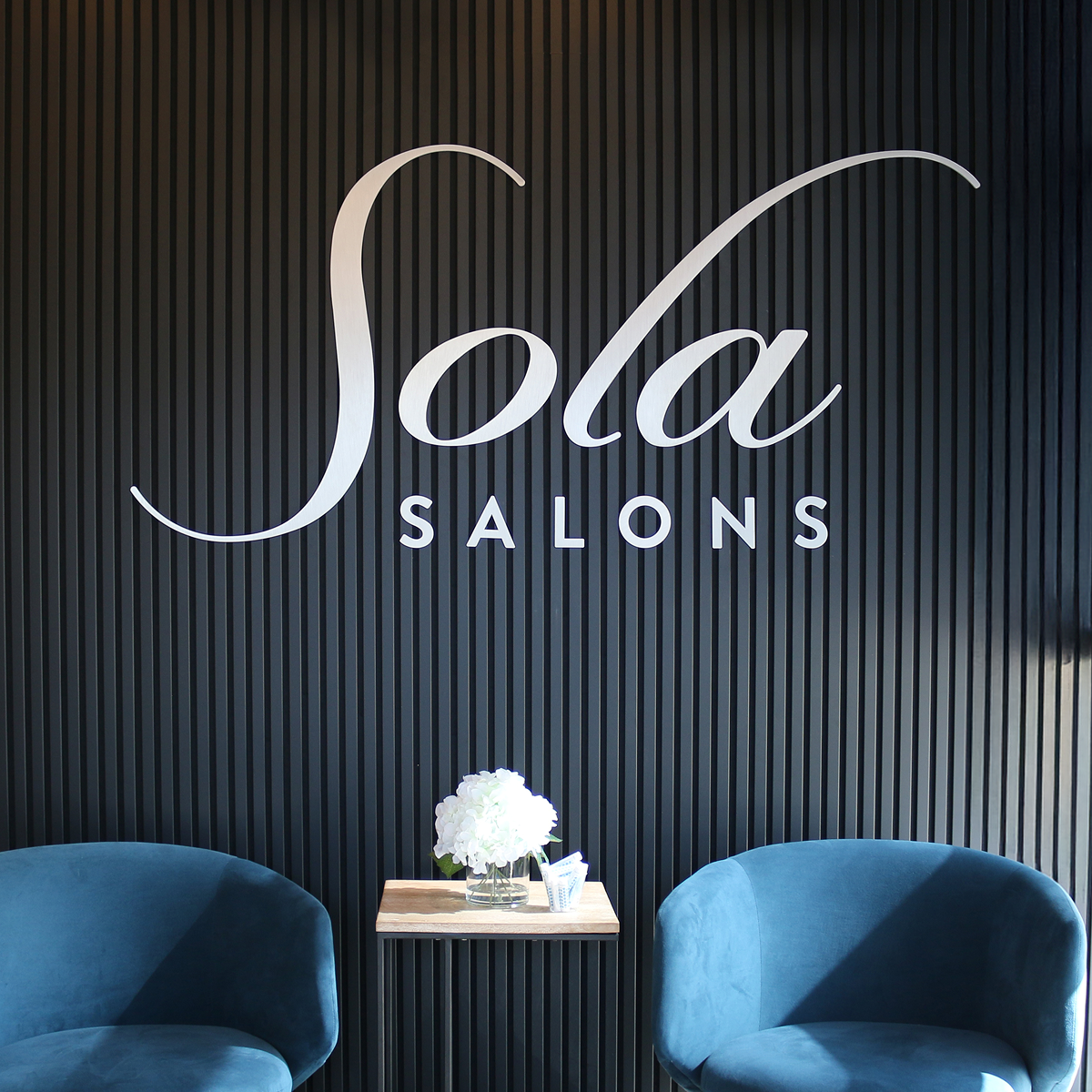 Amanda Oglesby — Amanda Oglesby, Studio 133 at Sola Salon Studios SoDo